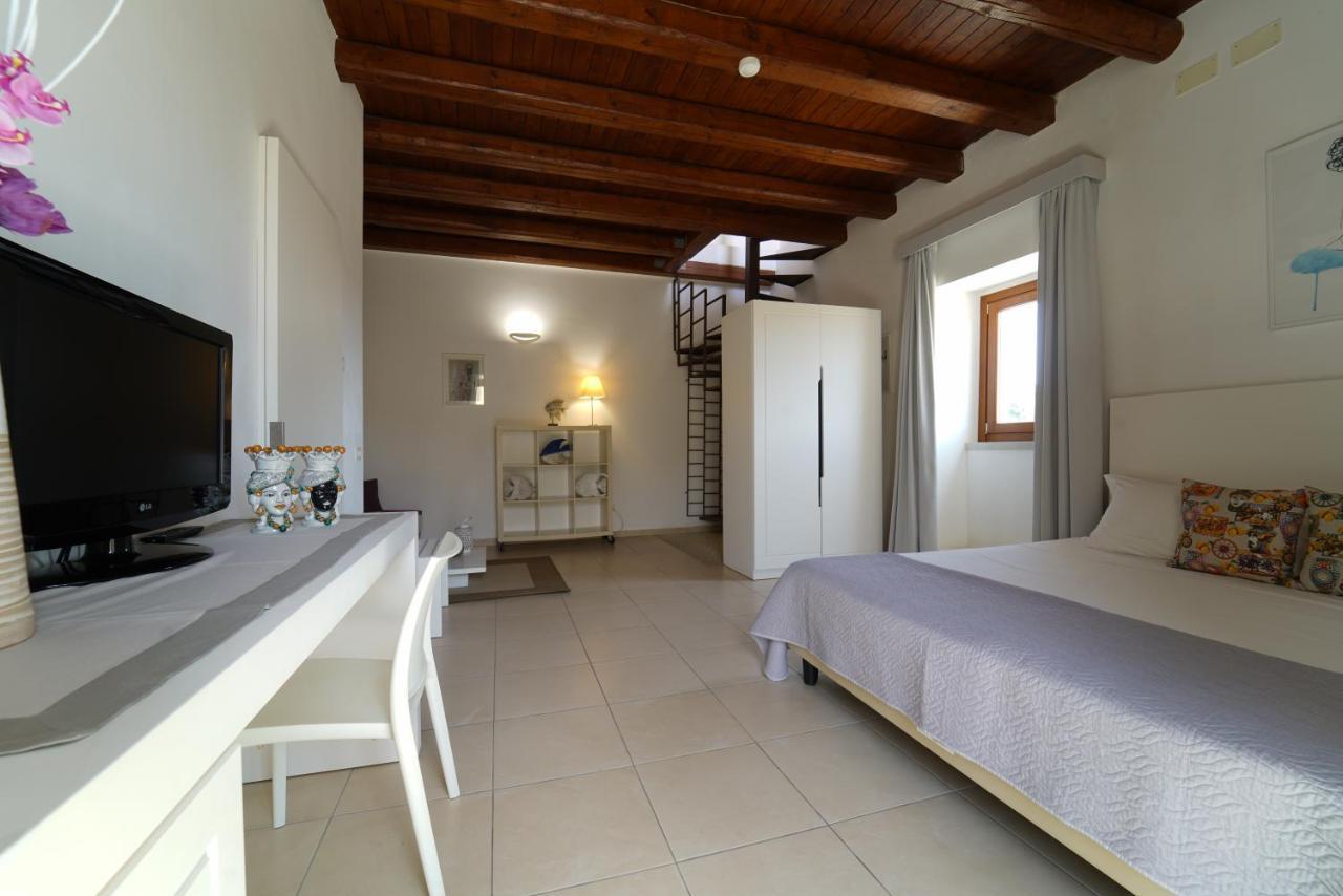 Life Hotels Kalaonda Resort Siraküza Dış mekan fotoğraf