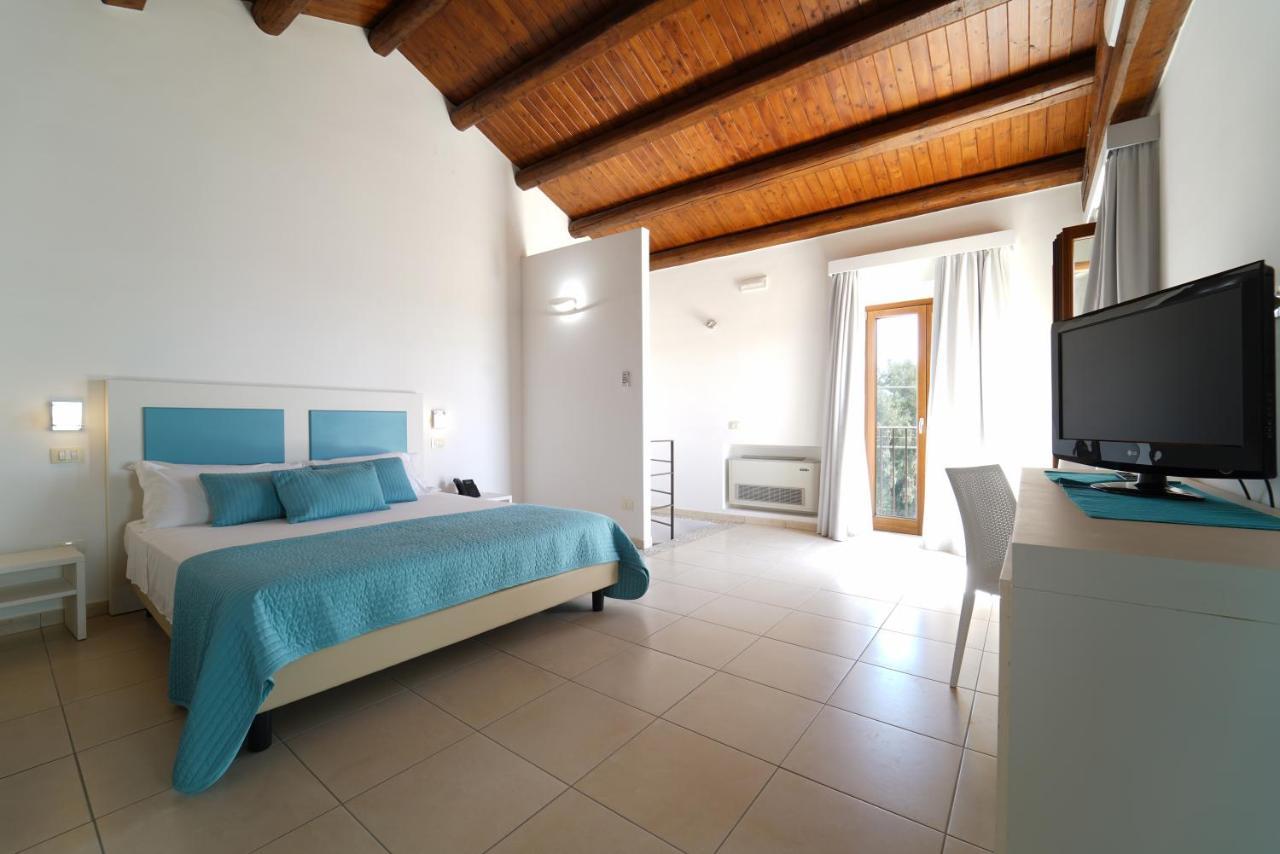 Life Hotels Kalaonda Resort Siraküza Dış mekan fotoğraf