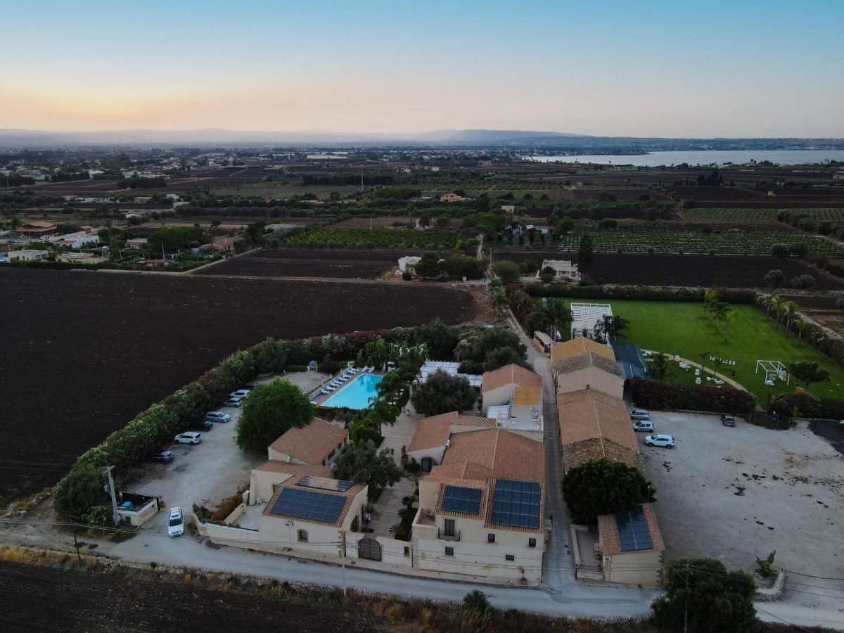 Life Hotels Kalaonda Resort Siraküza Dış mekan fotoğraf