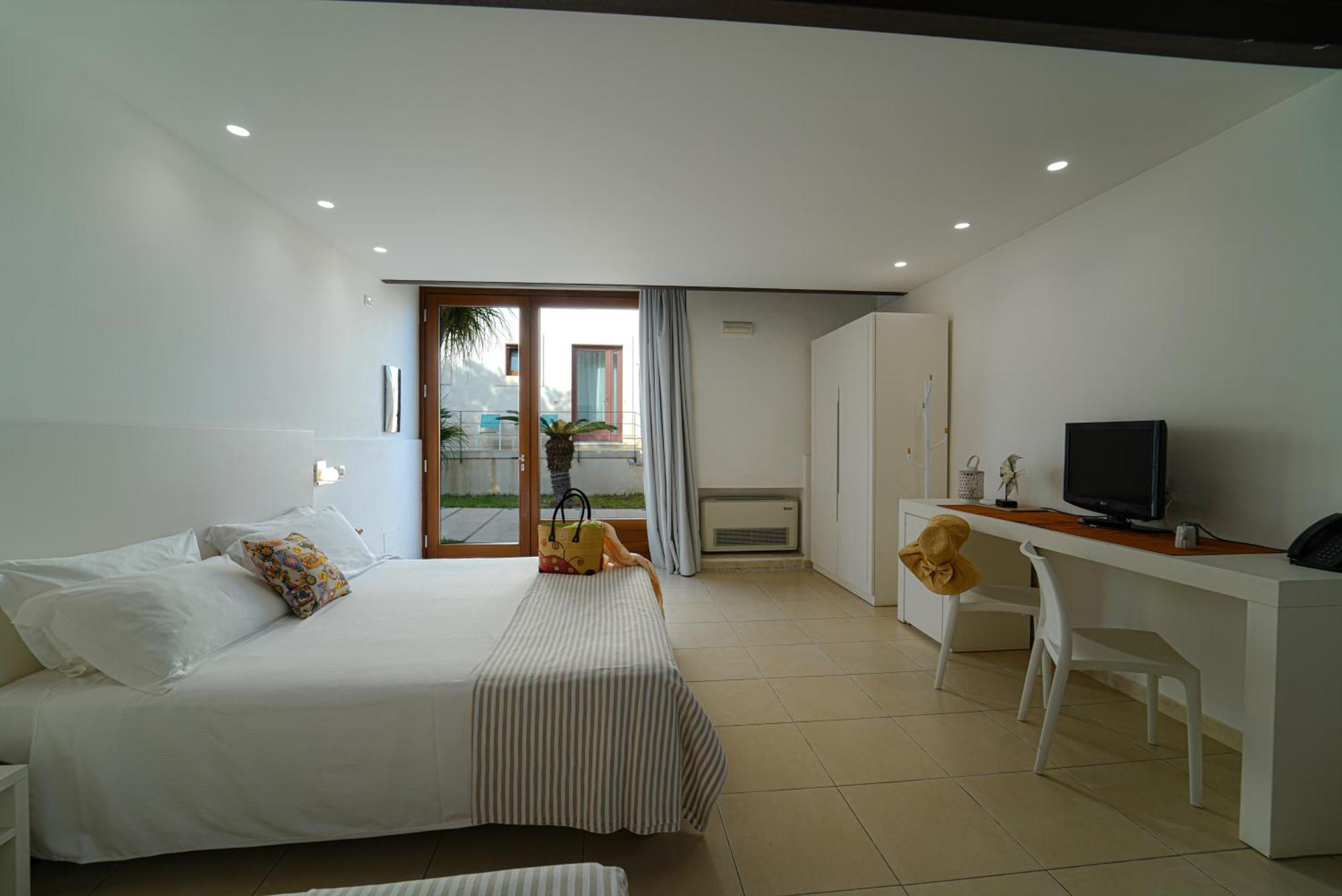 Life Hotels Kalaonda Resort Siraküza Oda fotoğraf